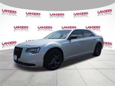 2023 Chrysler 300 Touring