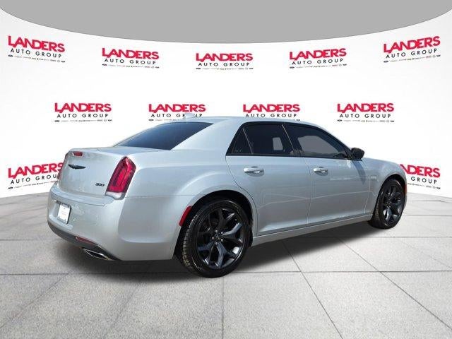 2023 Chrysler 300 Touring
