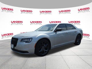 2023 Chrysler 300 Touring