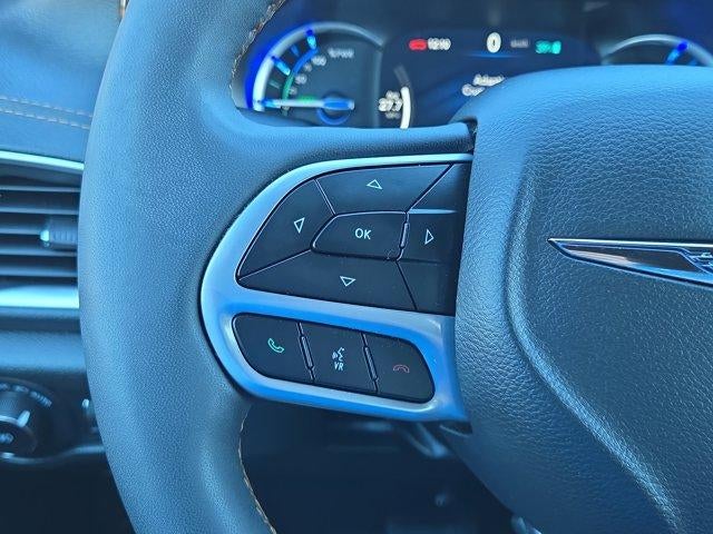 2023 Chrysler Pacifica Hybrid Pinnacle