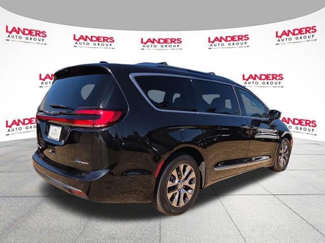 2023 Chrysler Pacifica Hybrid Pinnacle