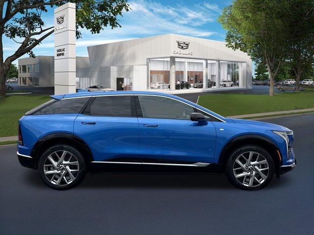 2025 Cadillac OPTIQ Luxury 1