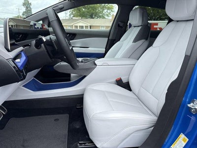 2025 Cadillac OPTIQ Luxury 1