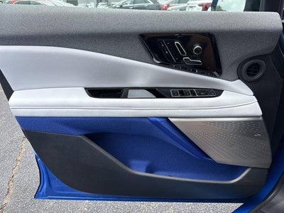 2025 Cadillac OPTIQ Luxury 1