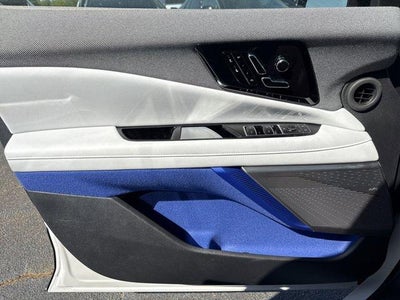 2025 Cadillac OPTIQ Luxury 1