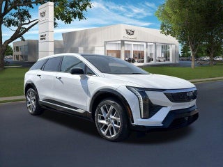 2025 Cadillac OPTIQ Luxury 1