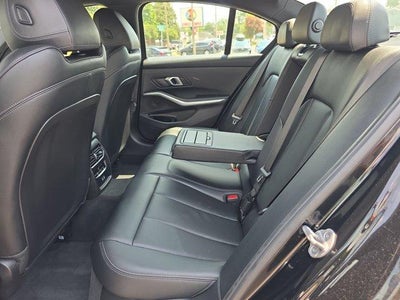 2025 BMW 3 Series 330i xDrive