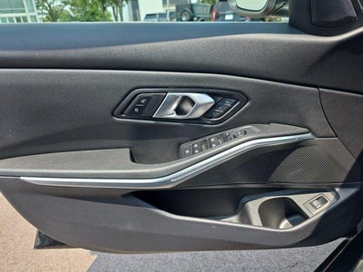 2025 BMW 3 Series 330i xDrive