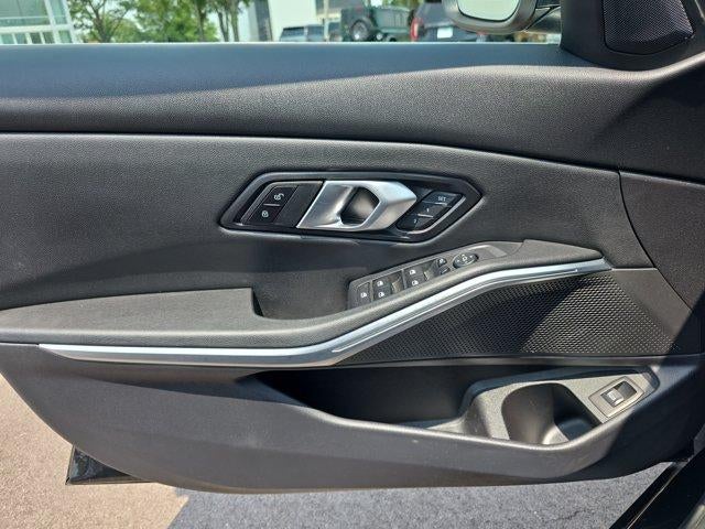 2025 BMW 3 Series 330i xDrive