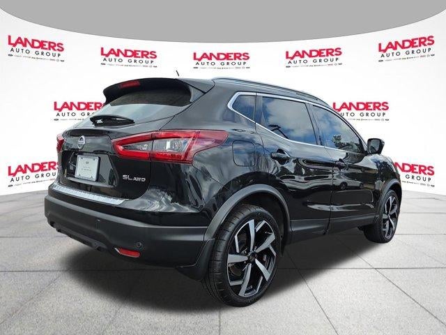 2022 Nissan Rogue Sport SL