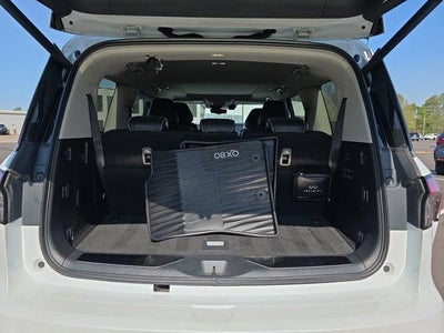 2025 INFINITI QX80 SENSORY