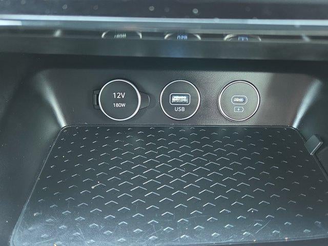 2024 Genesis G70 2.5T