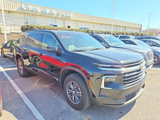 2025 Chevrolet Traverse FWD LT
