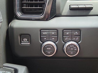 2025 GMC Sierra 1500 AT4
