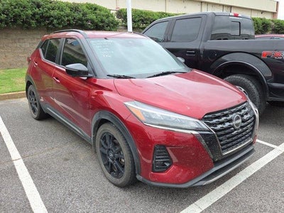 2023 Nissan Kicks SR