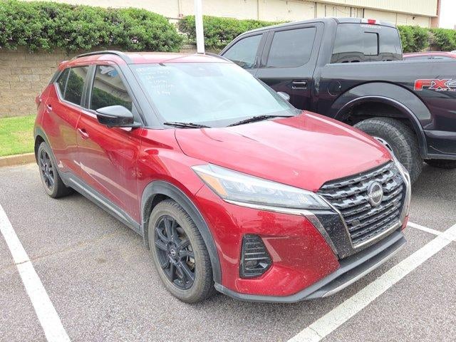 2023 Nissan Kicks SR