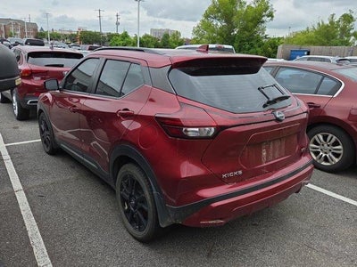 2023 Nissan Kicks SR