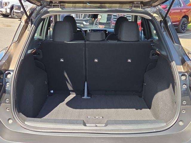 2025 Nissan Kicks S