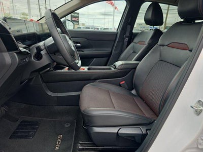 2026 Nissan Kicks SR