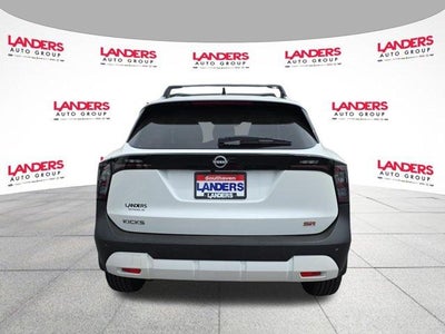 2026 Nissan Kicks SR