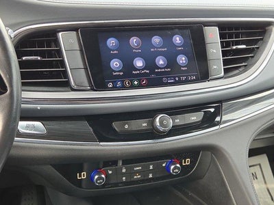 2022 Buick Enclave Essence