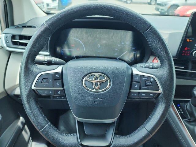 2024 Toyota Sienna XLE