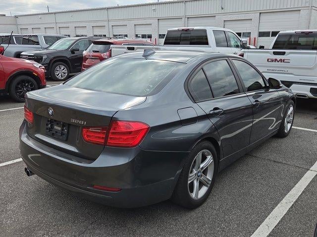 2013 BMW 3 Series 328i