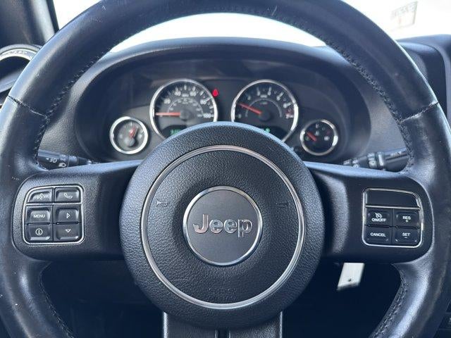 2013 Jeep Wrangler Unlimited 4WD 4dr Sahara