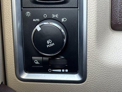 2016 RAM 1500 2WD Crew Cab 5.7 Ft Box Big Horn