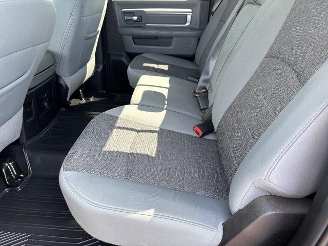2019 RAM 1500 Classic Big Horn 4x4 Crew Cab 5'7" Box