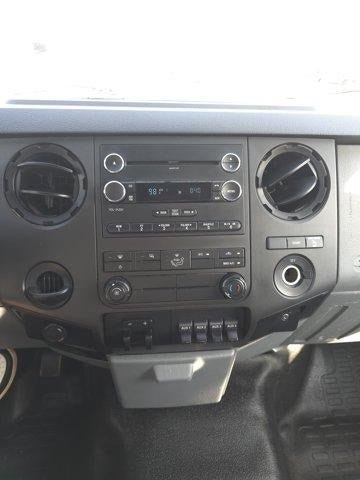 2016 Ford Super Duty F-350 DRW 2WD Reg Cab 141" WB 60" CA XL