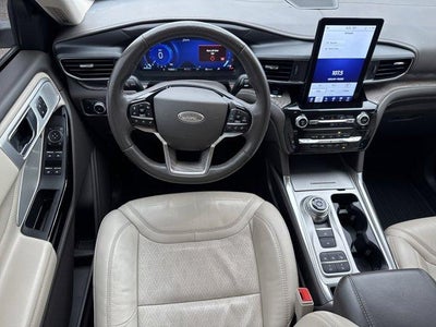 2022 Ford Explorer Platinum RWD