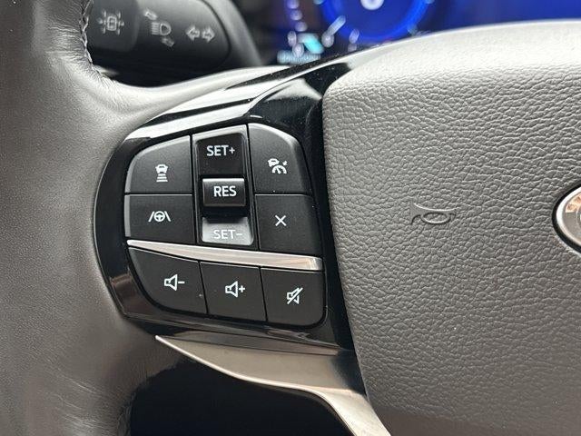 2022 Ford Explorer Platinum RWD