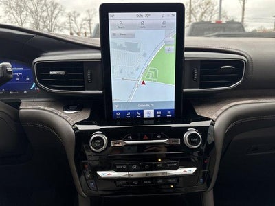 2022 Ford Explorer Platinum RWD