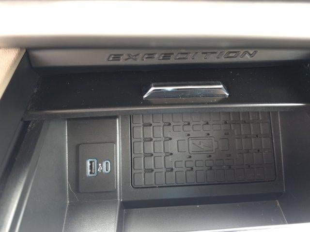 2022 Ford Expedition XLT 4x2