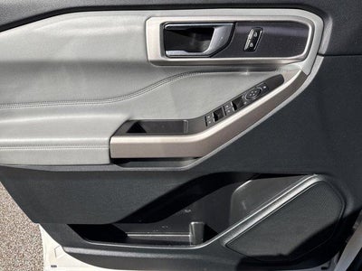 2024 Ford Explorer XLT RWD