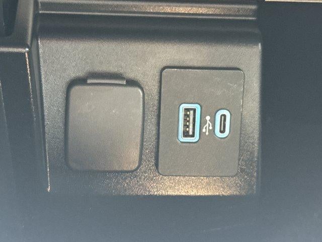 2021 Ford Explorer XLT RWD