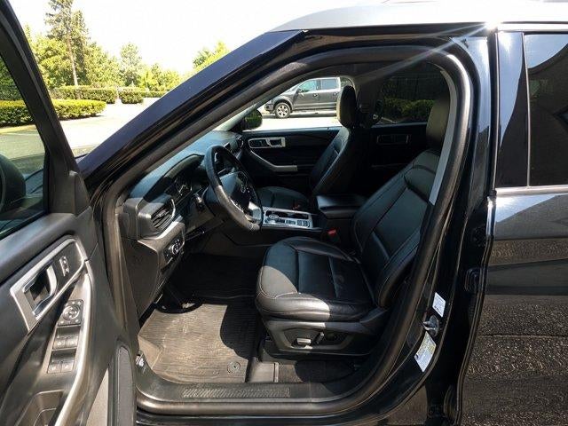2023 Ford Explorer XLT RWD