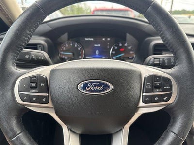 2023 Ford Explorer XLT 4WD