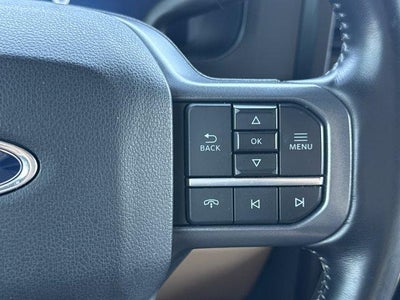 2023 Ford Super Duty F-250 SRW LARIAT 4WD Crew Cab 6.75' Box