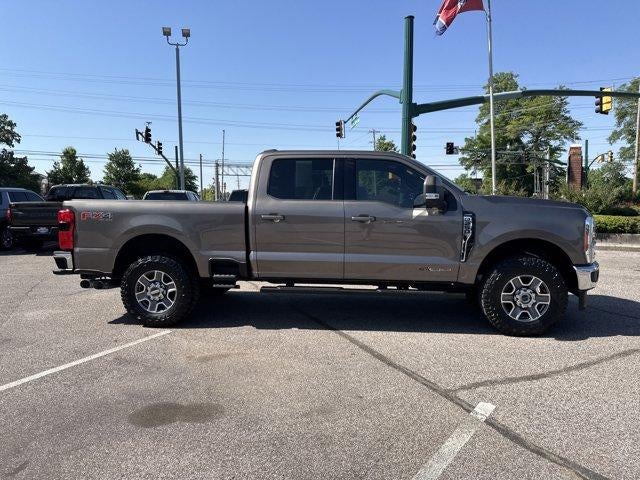 2023 Ford Super Duty F-250 SRW LARIAT 4WD Crew Cab 6.75' Box