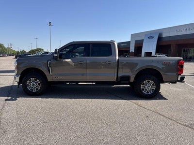 2023 Ford Super Duty F-250 SRW LARIAT 4WD Crew Cab 6.75' Box