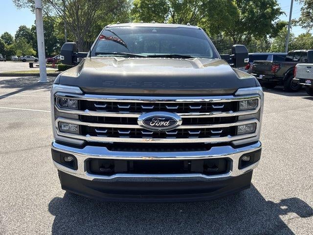 2023 Ford Super Duty F-250 SRW LARIAT 4WD Crew Cab 6.75' Box