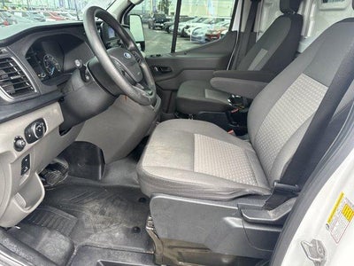 2022 Ford Transit Cargo Van T-250 130" Med Rf 9070 GVWR RWD