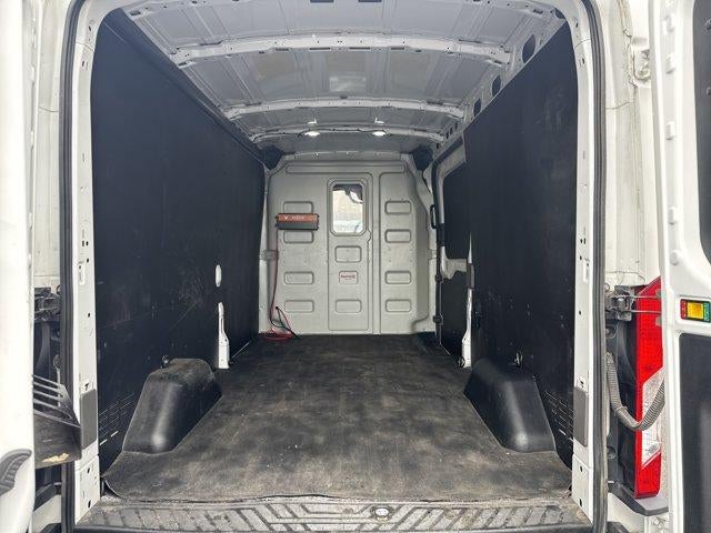2022 Ford Transit Cargo Van T-250 130" Med Rf 9070 GVWR RWD