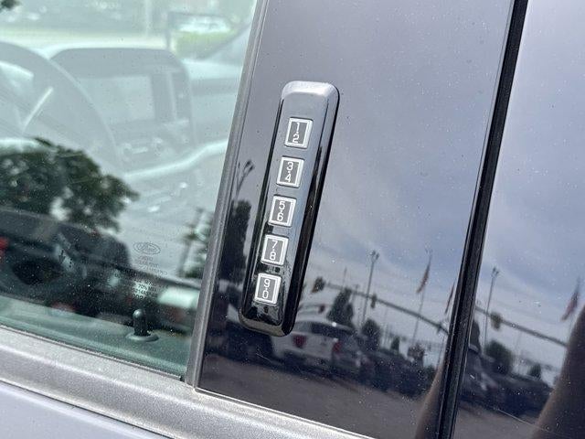 2023 Ford F-150 XL 2WD SuperCrew 5.5' Box