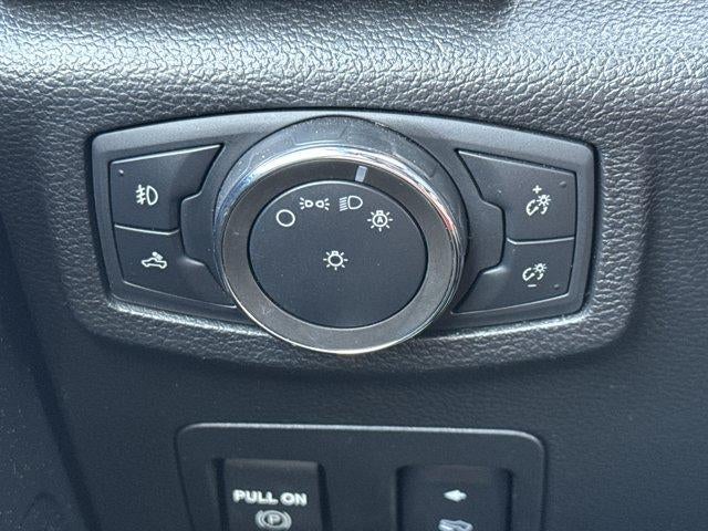 2020 Ford F-150 LARIAT 4WD SuperCrew 5.5' Box
