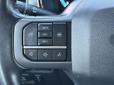 2022 Ford F-150 LARIAT 4WD SuperCrew 5.5' Box