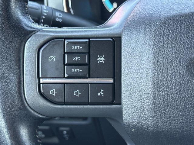 2022 Ford F-150 LARIAT 4WD SuperCrew 5.5' Box