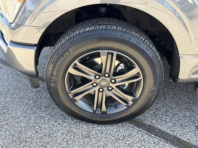 2022 Ford F-150 LARIAT 4WD SuperCrew 5.5' Box